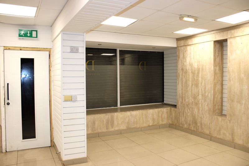 Property photo 1 of 20 Front Shop Area