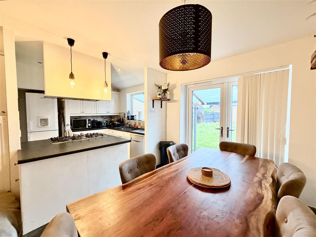 Property photo 3 of 18 3