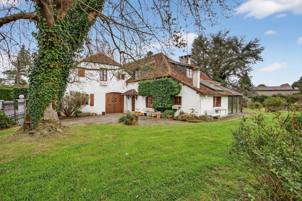 Property photo 1 of 24