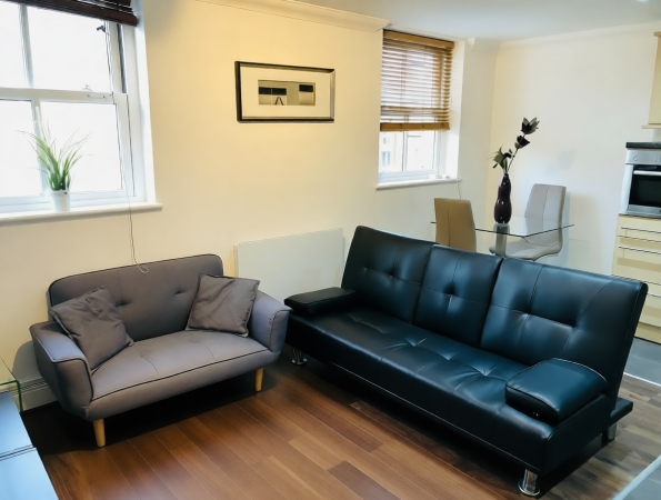 Property photo 2 of 18