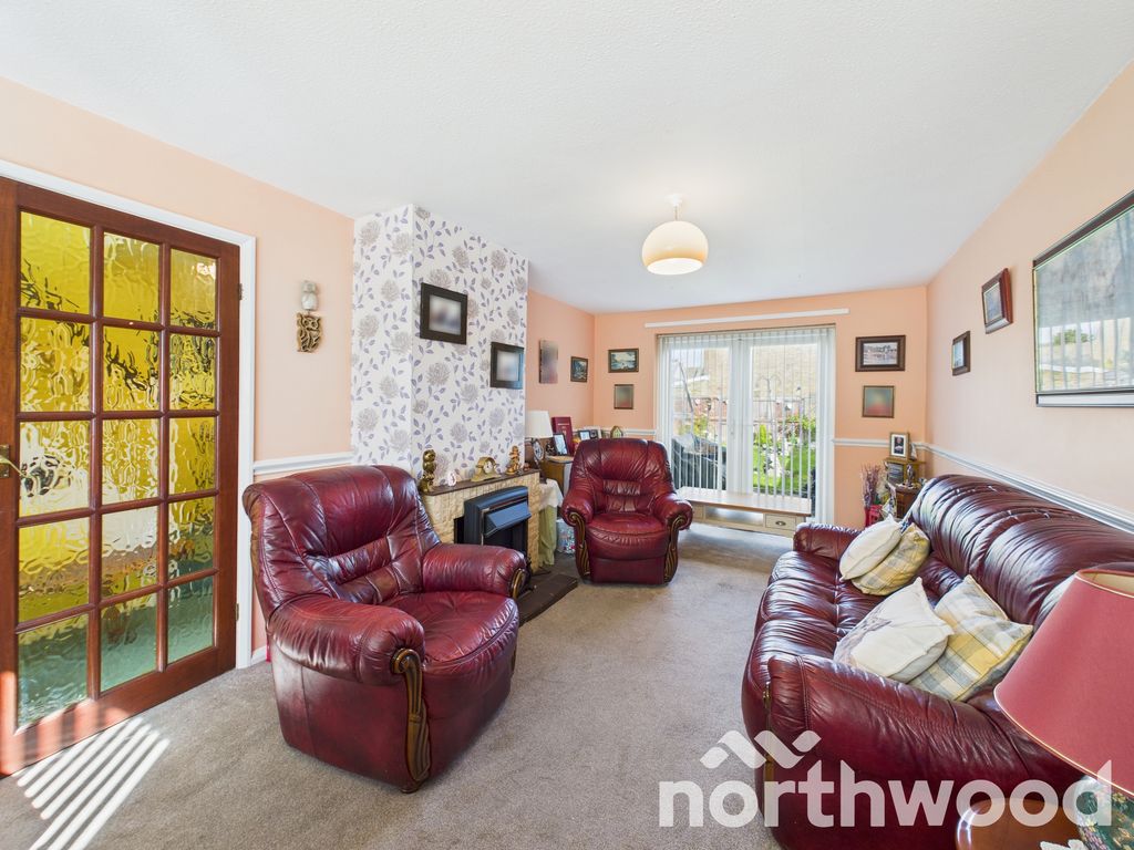 Property photo 3 of 23