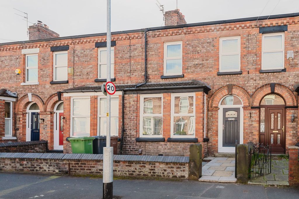 Property photo 1 of 24