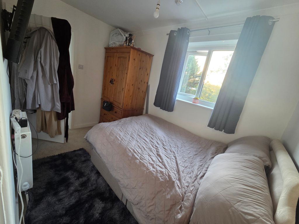 Property photo 2 of 6 Image