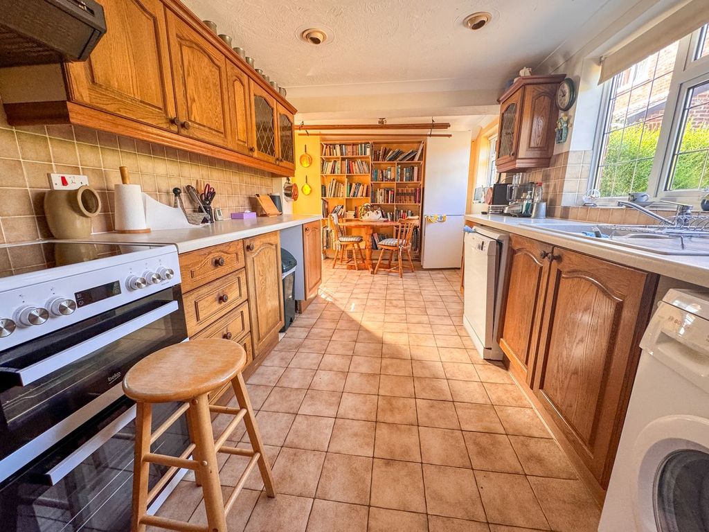 Property photo 3 of 30