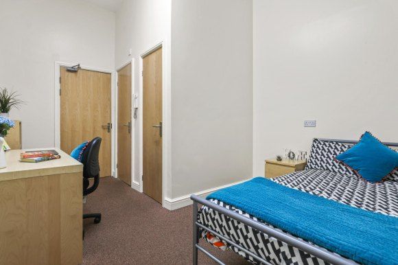 Property photo 1 of 8 8996205.Jpg