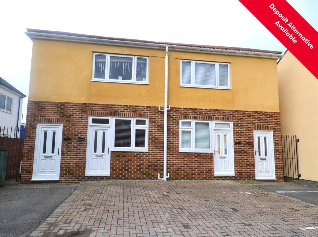 Property photo 1 of 8 External