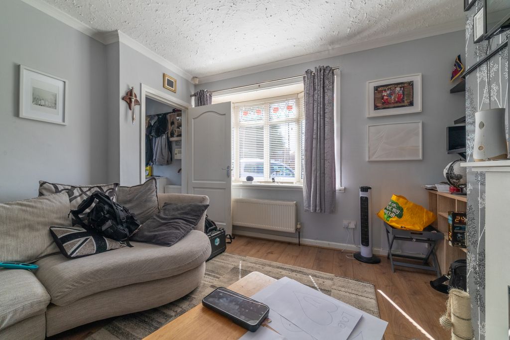 Property photo 2 of 18