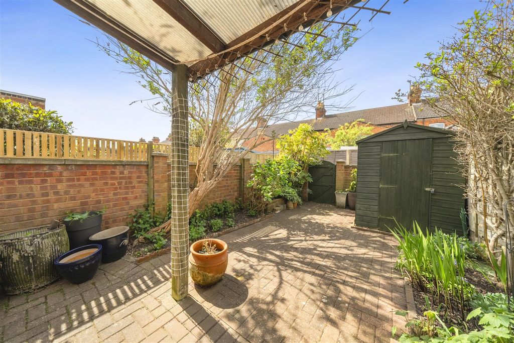 Property photo 3 of 13 1-69Def7023B39E-1436343 (7)-1.Jpg