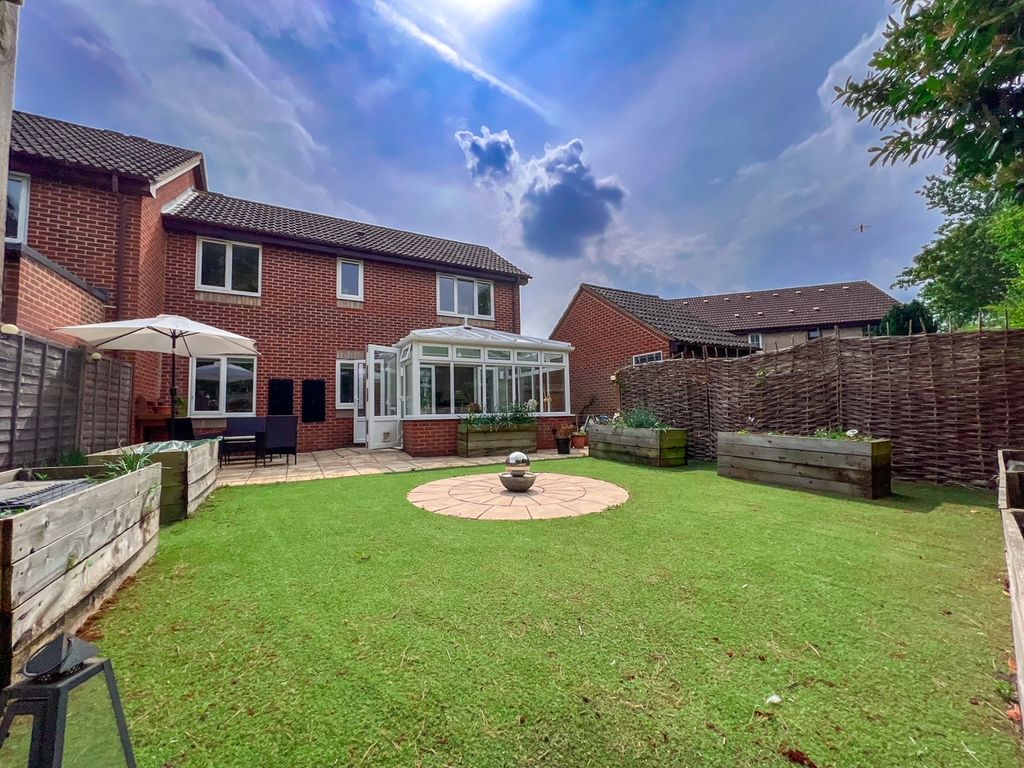 Property photo 2 of 39