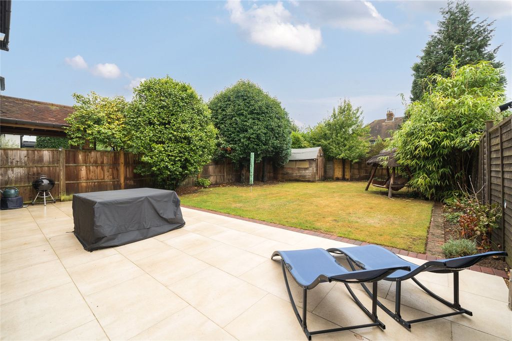 Property photo 3 of 34 Picture