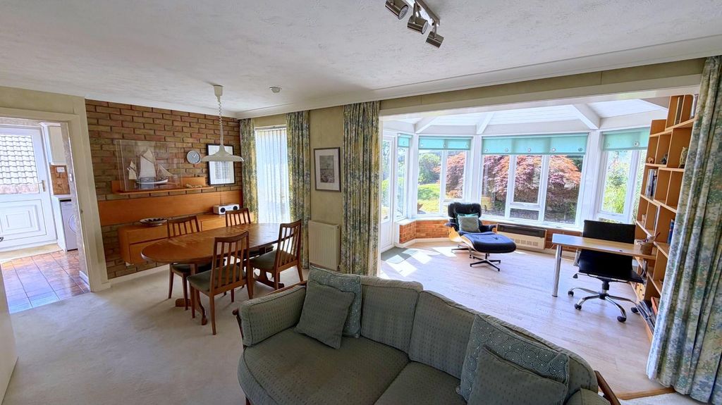 Property photo 2 of 13 15Bev11.Jpg