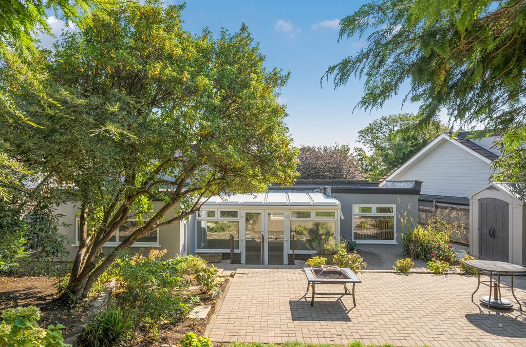 Property photo 2 of 33 1507885-17-19Feff...