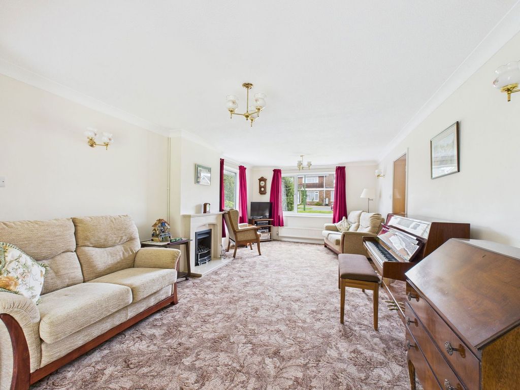 Property photo 2 of 13