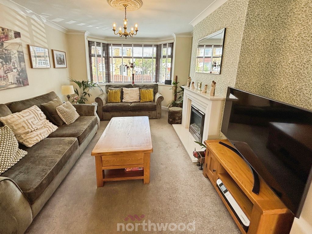 Property photo 2 of 49
