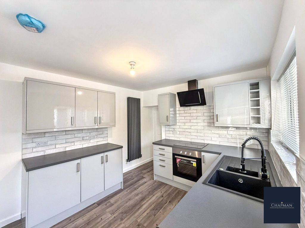 Property photo 3 of 29