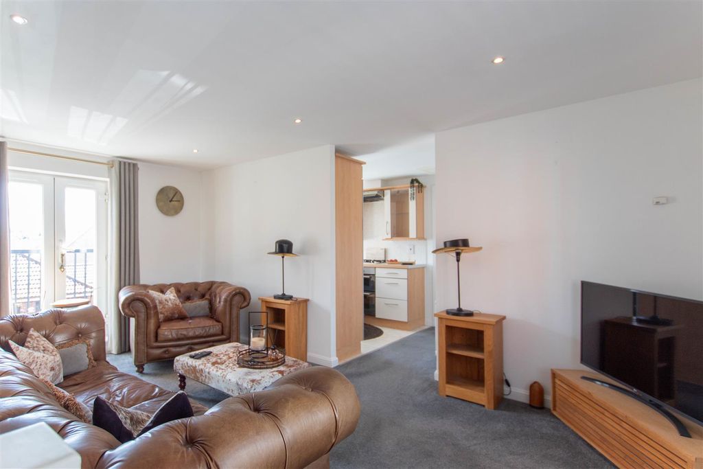 Property photo 3 of 6 Img_2265.Jpg