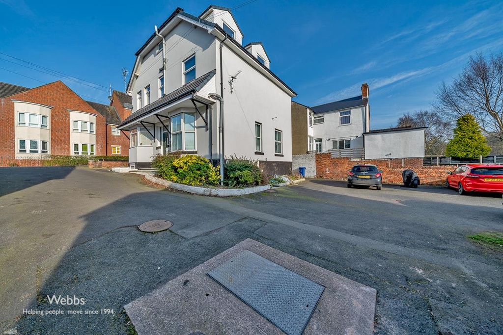 Property photo 1 of 20 Â© Webbs Estate Agents Â© (27 Of 27).Jpg