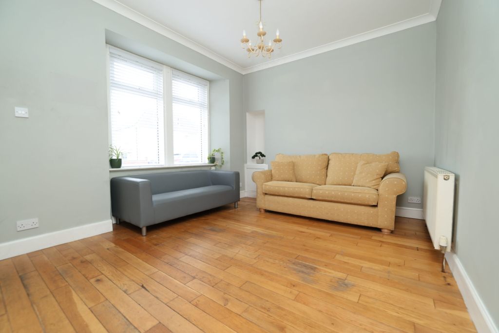 Property photo 2 of 24