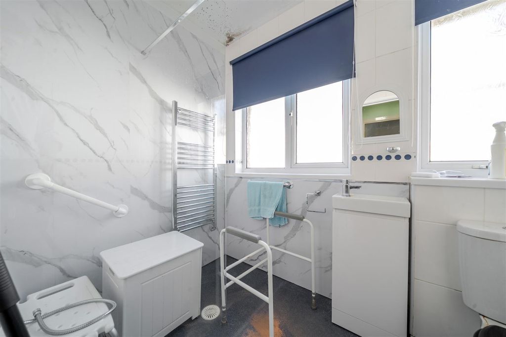 Property photo 3 of 14 1343196-3-68A72F2A7Dae1.Jpg