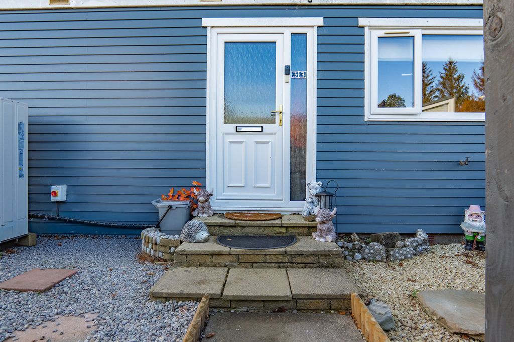 Property photo 1 of 29