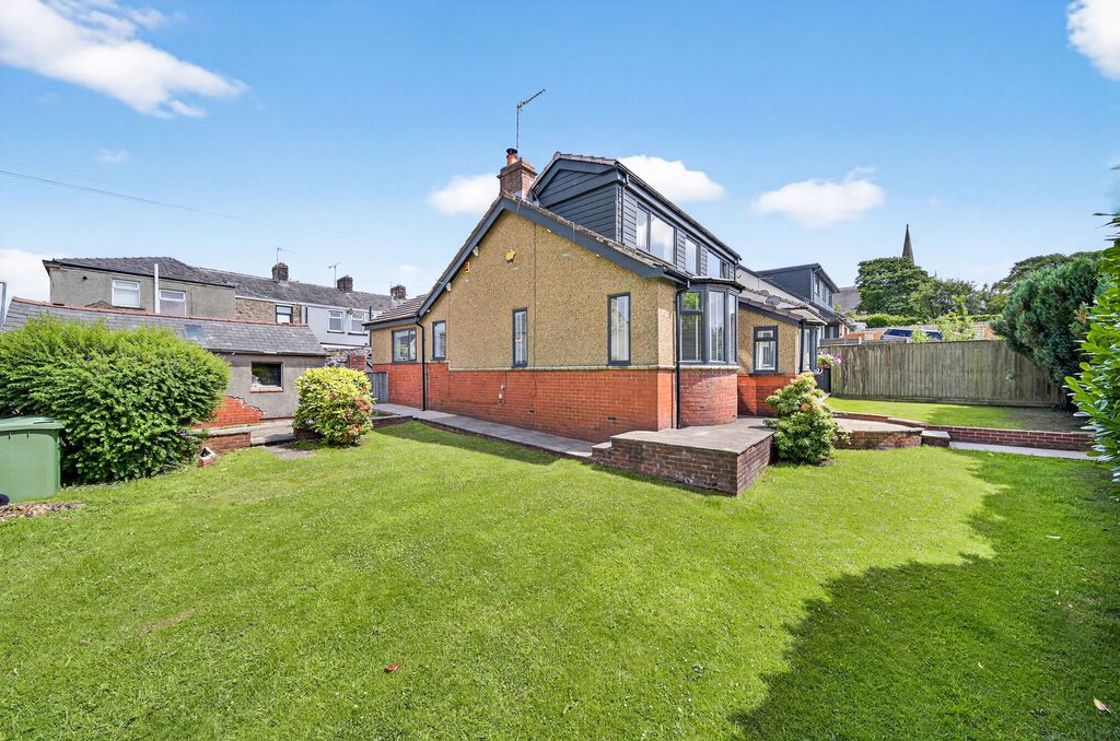 Property photo 1 of 45