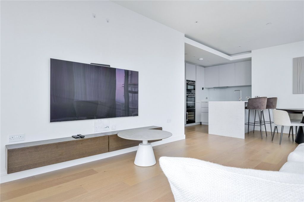 Property photo 3 of 12 Picture No. 11