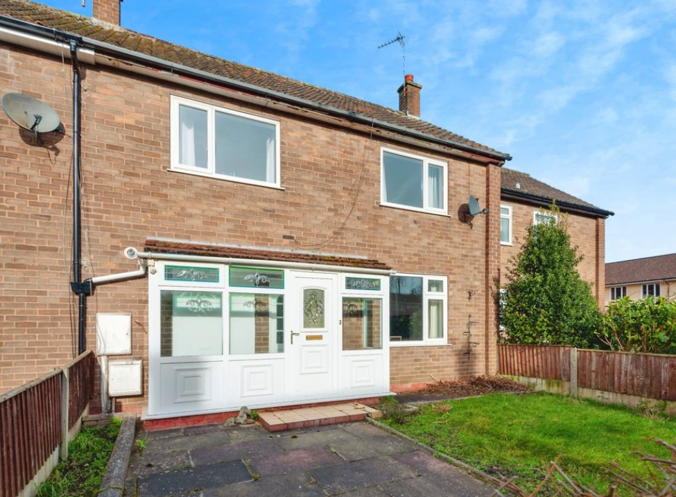 Property photo 1 of 11