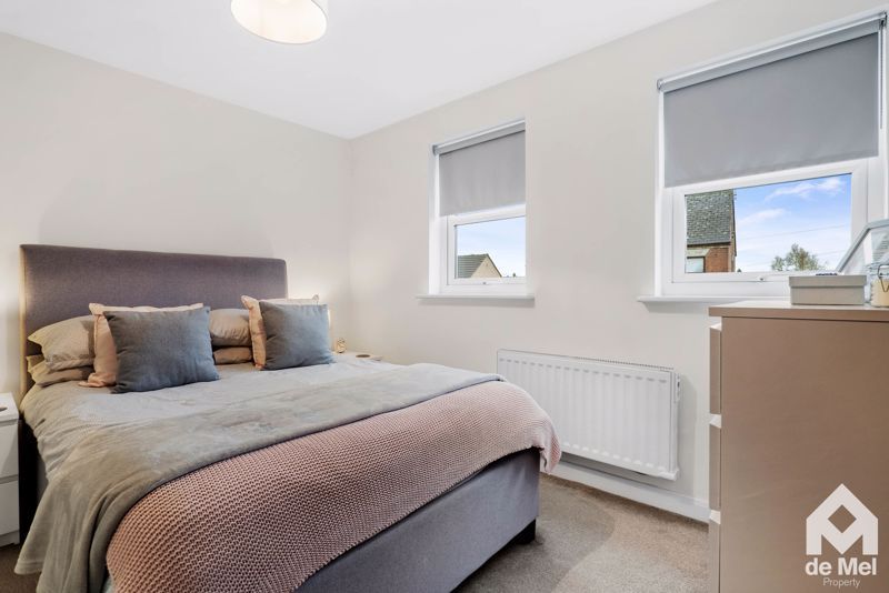 Property photo 3 of 8 Photo 3