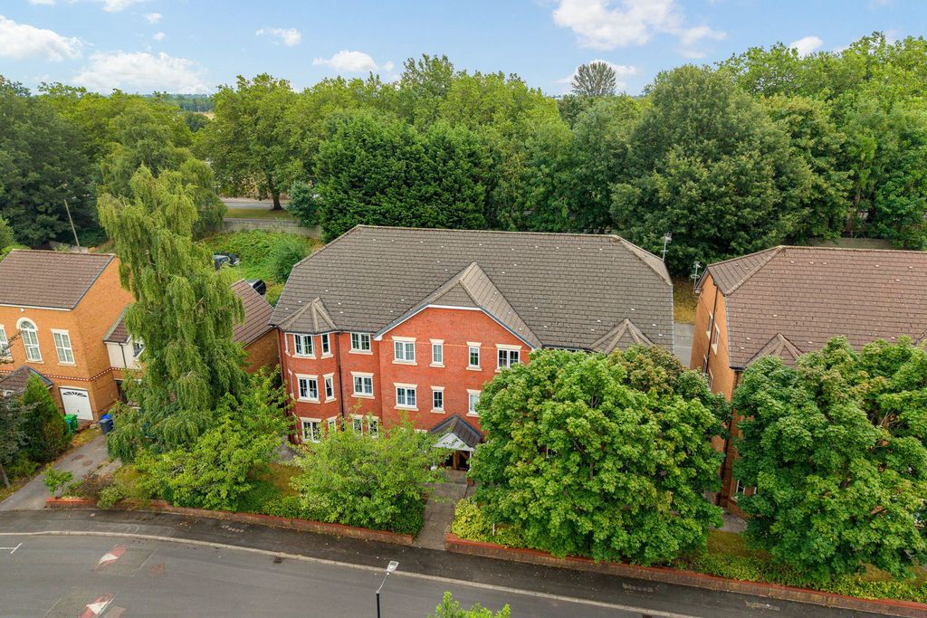 Property photo 1 of 26