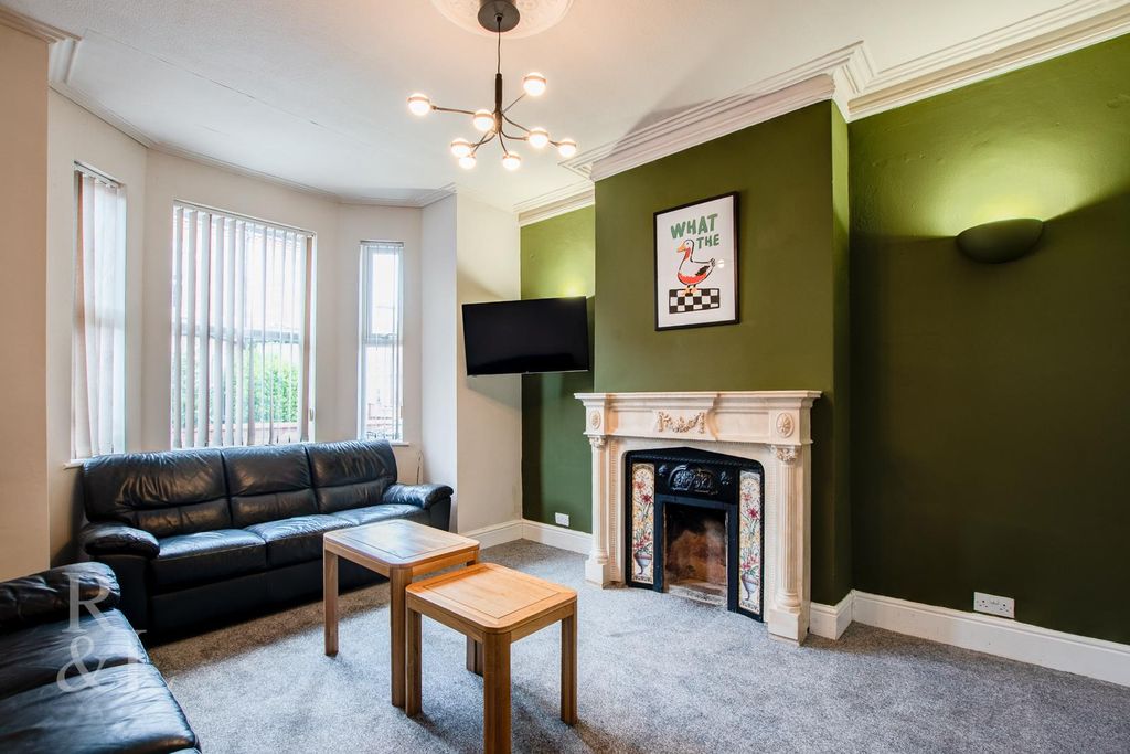 Property photo 2 of 18 Batched  (3).Jpg