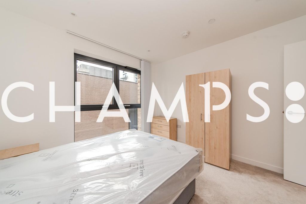 Property photo 3 of 6 3T6A4115