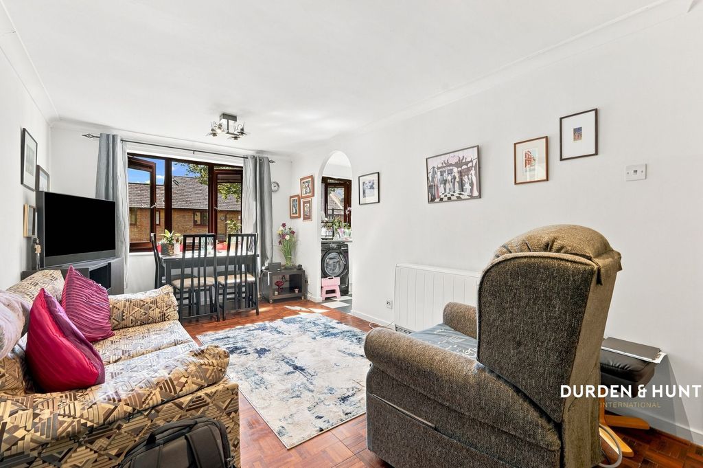Property photo 3 of 16