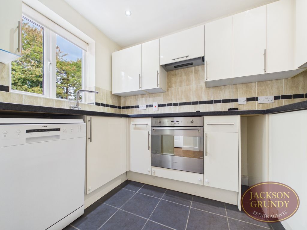 Property photo 2 of 13 Photo 6