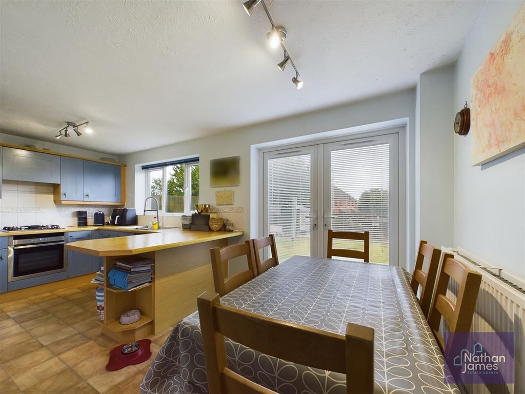 Property photo 2 of 13 Kitchen
