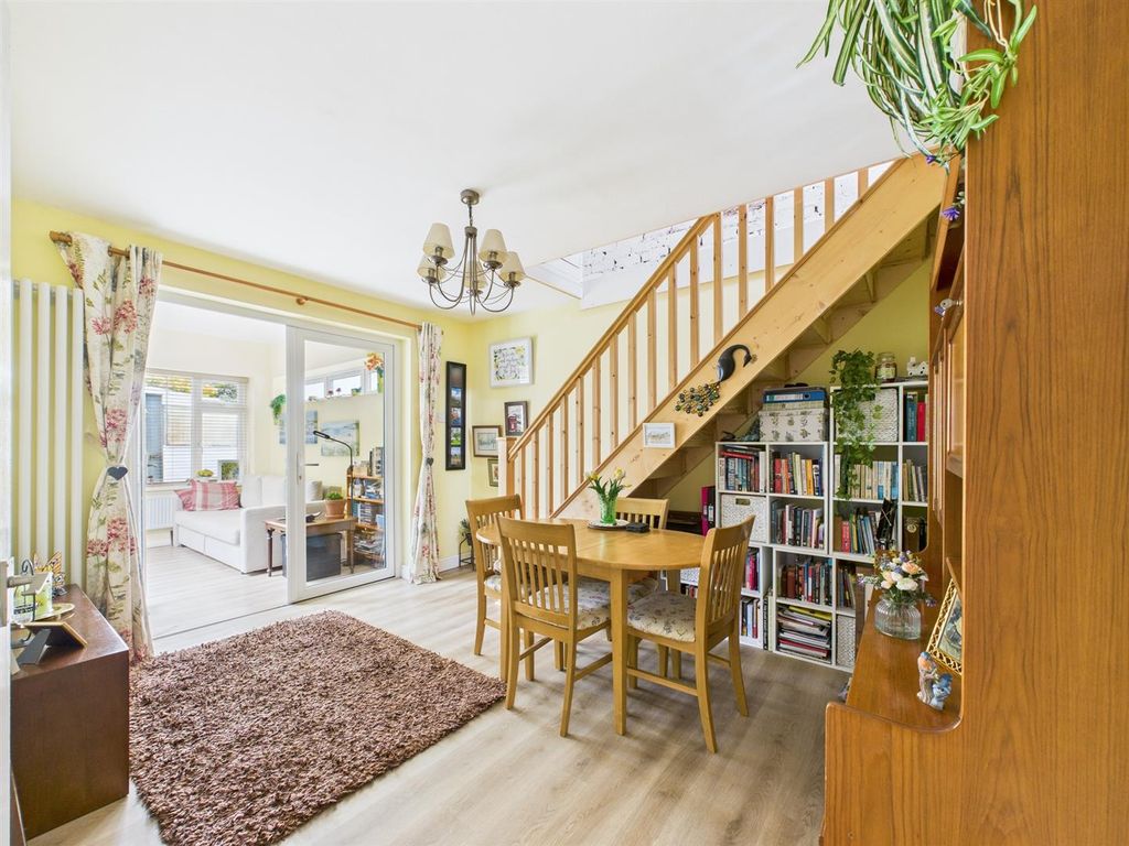 Property photo 2 of 21 Cam02295G0-Pr0299-Still007.Jpg