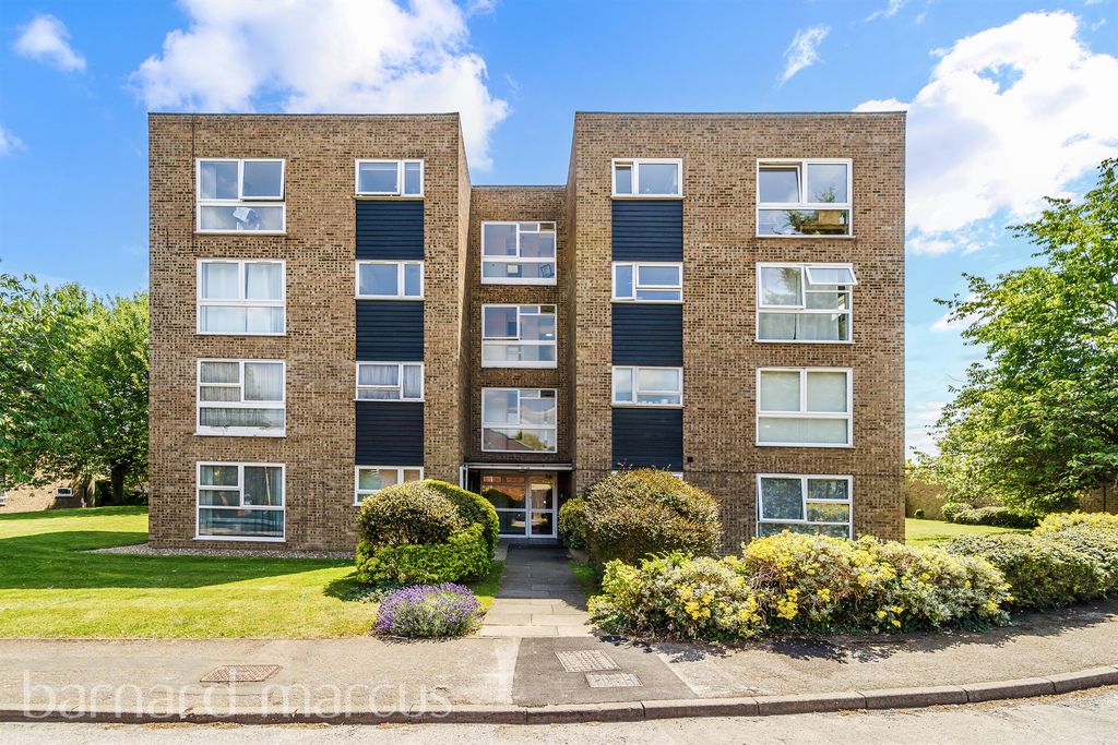 Property photo 1 of 8
