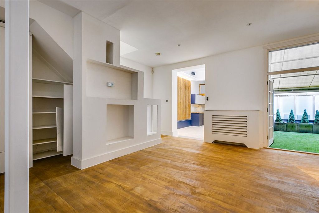 Property photo 3 of 7