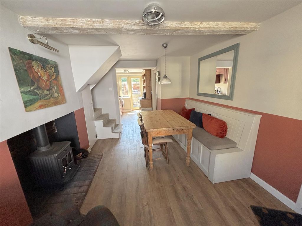 Property photo 3 of 22