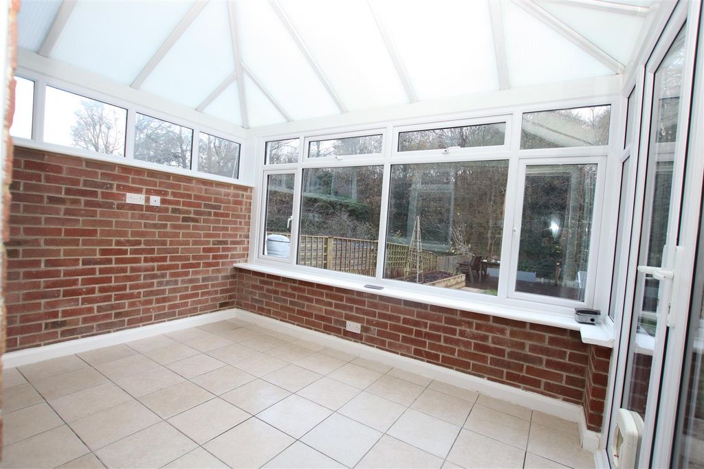 Property photo 2 of 10 Img_1122.Jpg