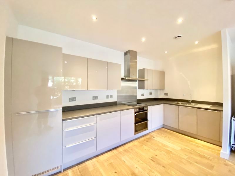 Property photo 2 of 8 Photo 9