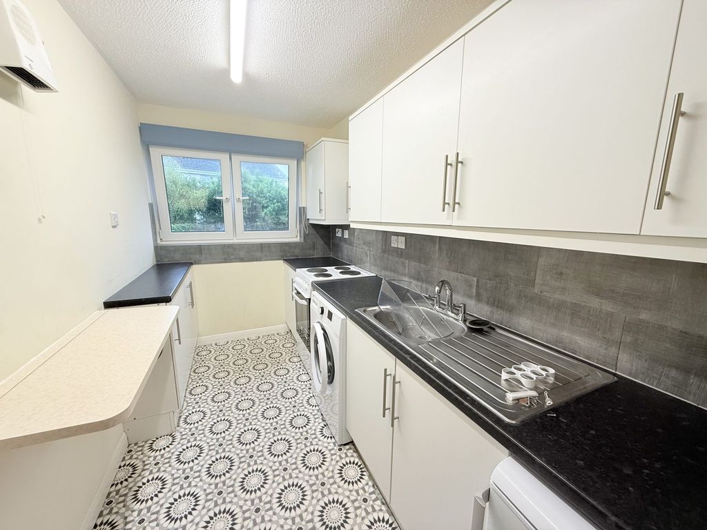 Property photo 1 of 4
