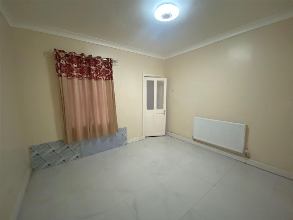 Property photo 3 of 10 Second Living Room.Jpg