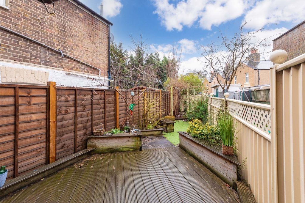 Property photo 2 of 14