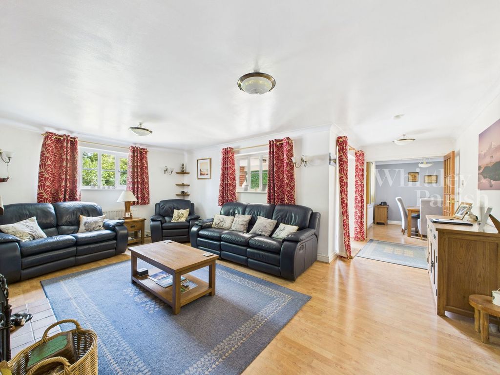 Property photo 3 of 24