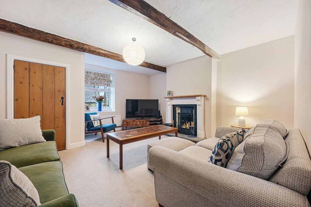 Property photo 2 of 23 13 Mount Pleasant Hdr-1.Jpg