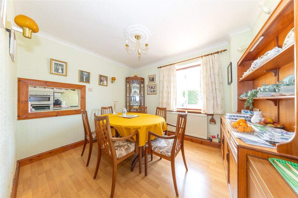 Property photo 3 of 14 Dining Room