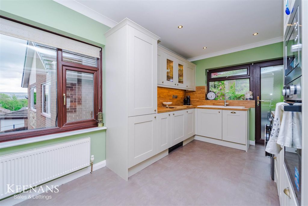 Property photo 3 of 42 2.Jpg