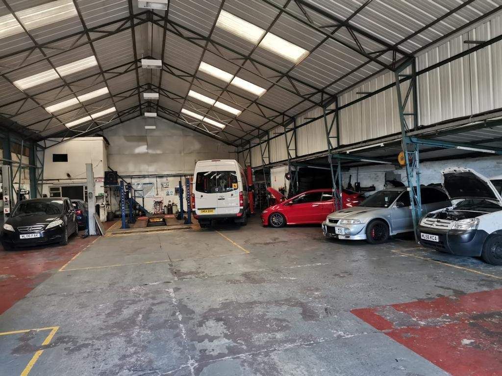 Property photo 1 of 7