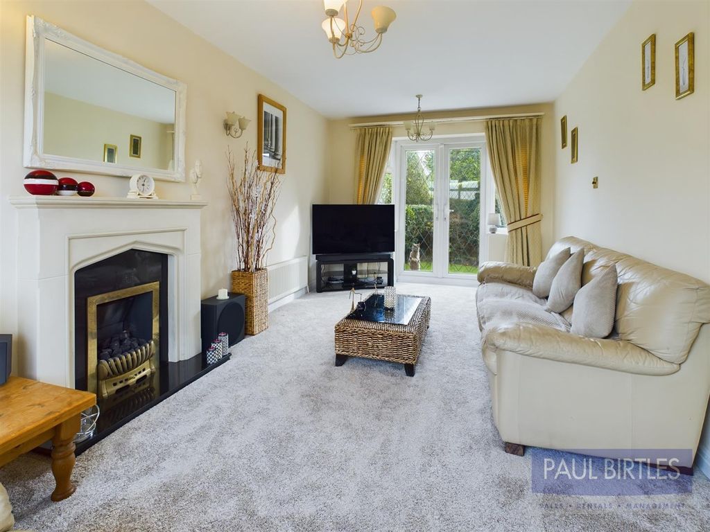 Property photo 3 of 19 Cam01301G0-Pr0571-Still013.Jpg