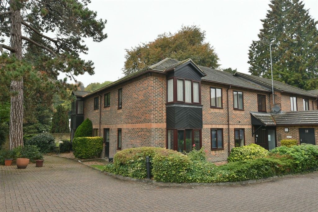 Property photo 1 of 11 External Feature